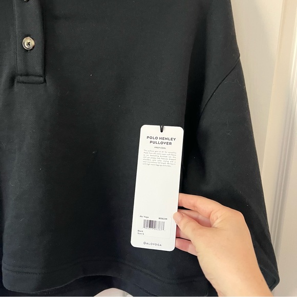 NWT ALO Yoga cropped Polo Henley pullover sweatshirt in black, small - Picture 8 of 12